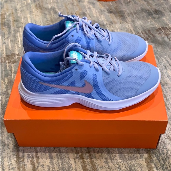 Nike Other - 🆕 👟 NIKE Convertible to women size sneakers